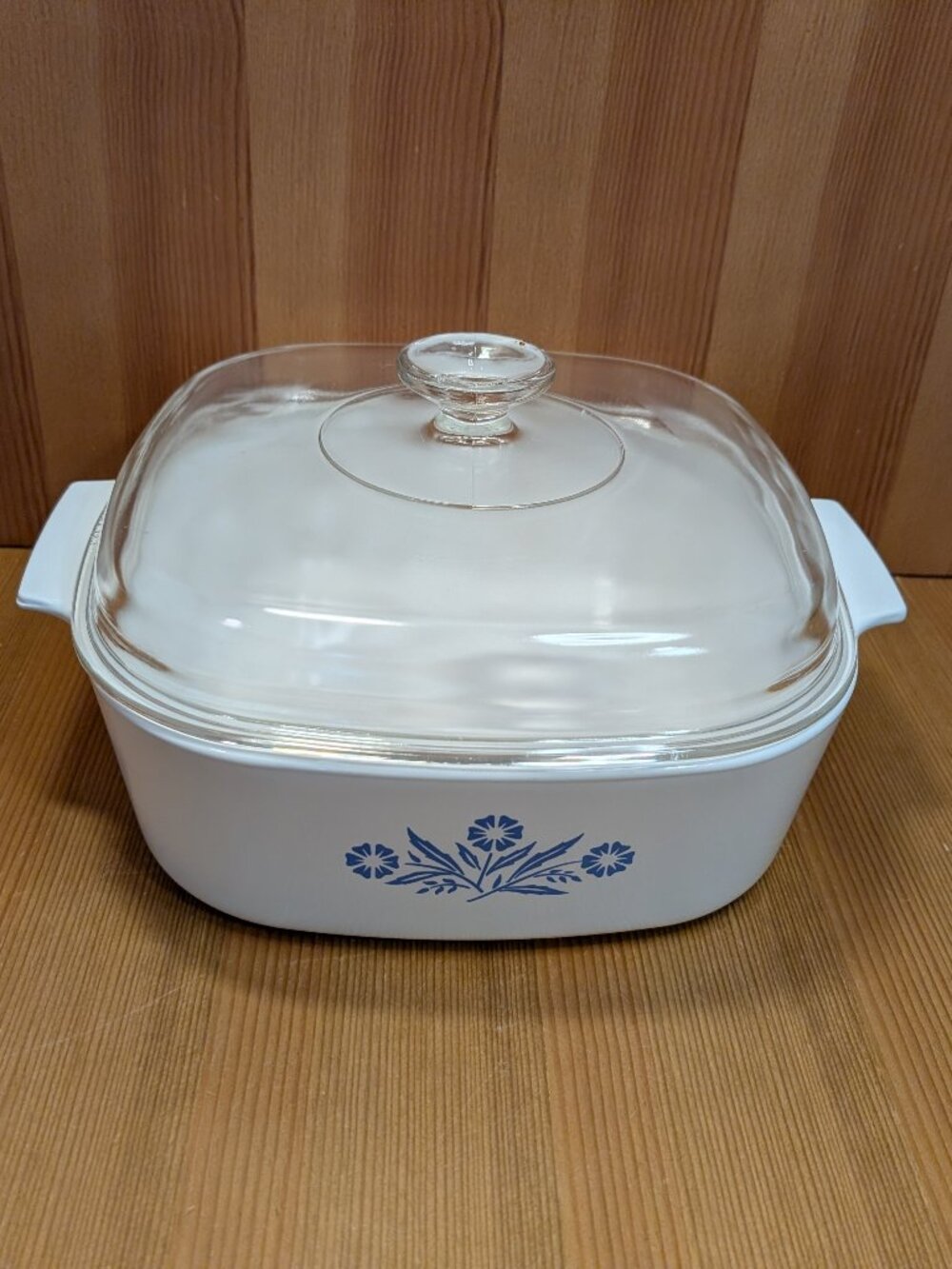 Corning Ware A-84-B BLUE CORNFLOWER 4 Quart Casserole Dish w/Pyrex Domed Lid USA